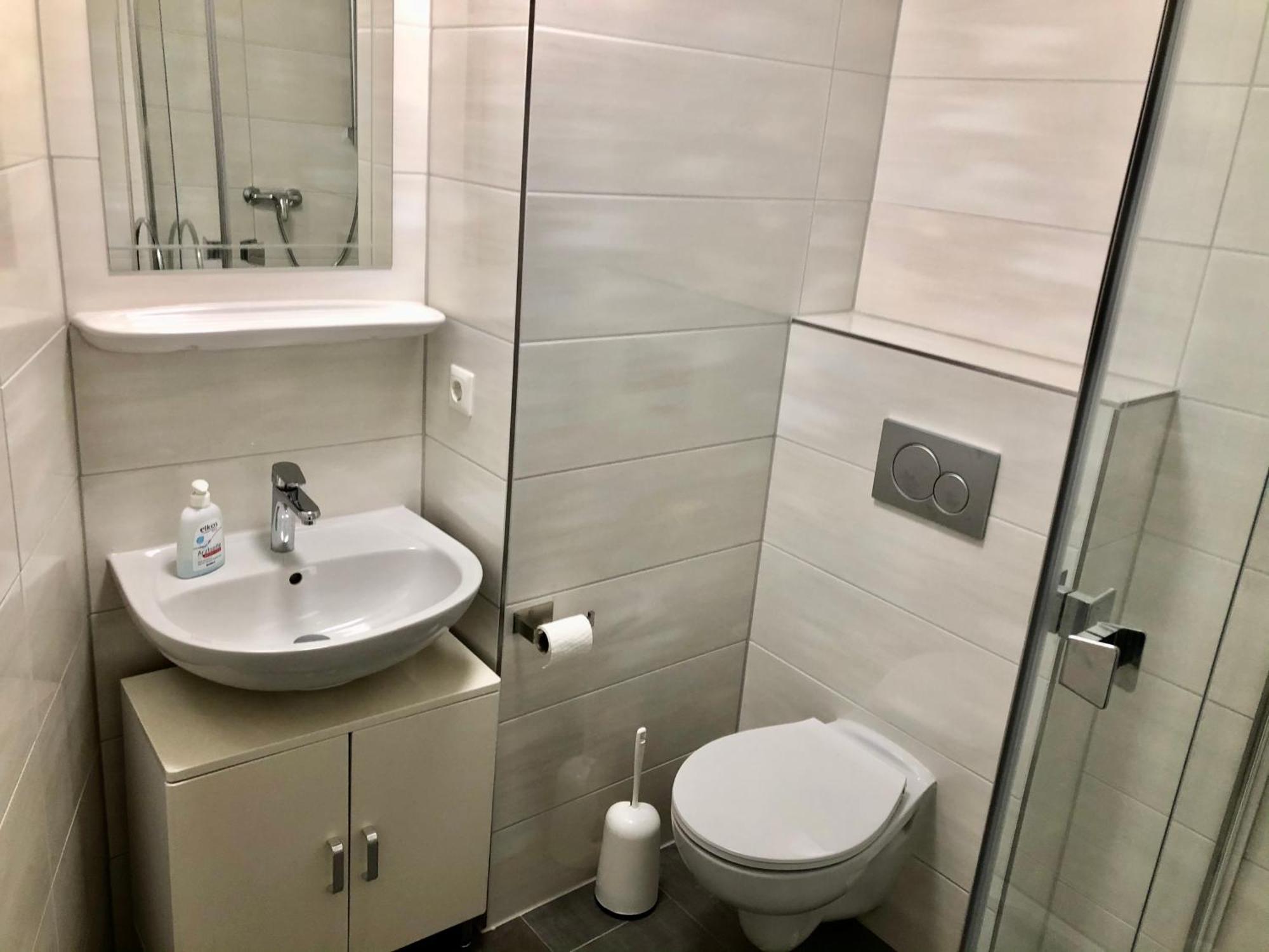 Ferienwohnung "Ankerplatz" Mit 2 Schlafzimmern ไรน์สแบร์ก ภายนอก รูปภาพ